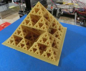 Fractal Pyramid With Continuous Crosssection 3D Models
