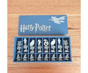 Harry Potter Chess Set And Display Box 3D Models