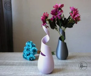 ?Giroid Vase 3D Models