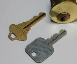 Duplicating House Keys 3D Models