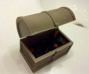 Hinged Treasure Chest With Latch 3D Models