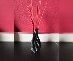Twisted Cloth Vase 3D Models