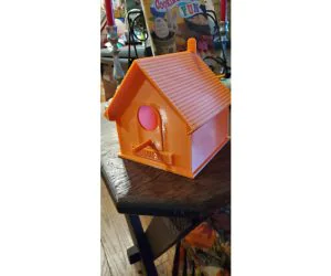 Simple Birdhouse With Nameplate 3D Models