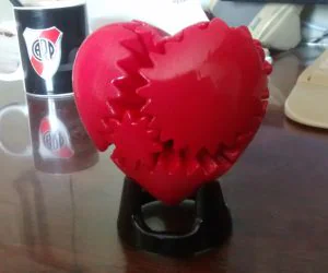 Dos Bases Para Corazón De Engranajes Two Gear Heart Stand 齿轮心脏的两个支撑 3D Models