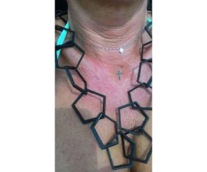 Necklace With Pentagonal Links 3D Models