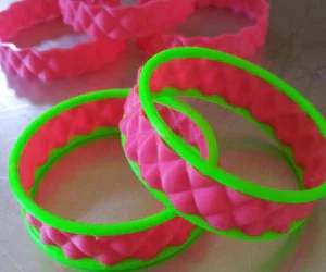 Customizable Curvy Bracelet 3D Models